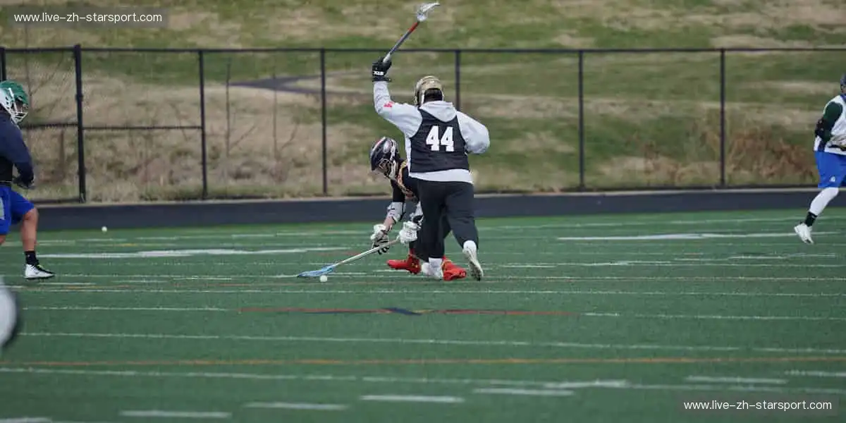 👟潮流周边，让运动与时尚完美碰撞！